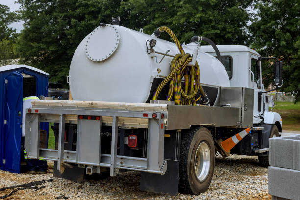 Portable Toilet Options We Offer in Mansfield, MO